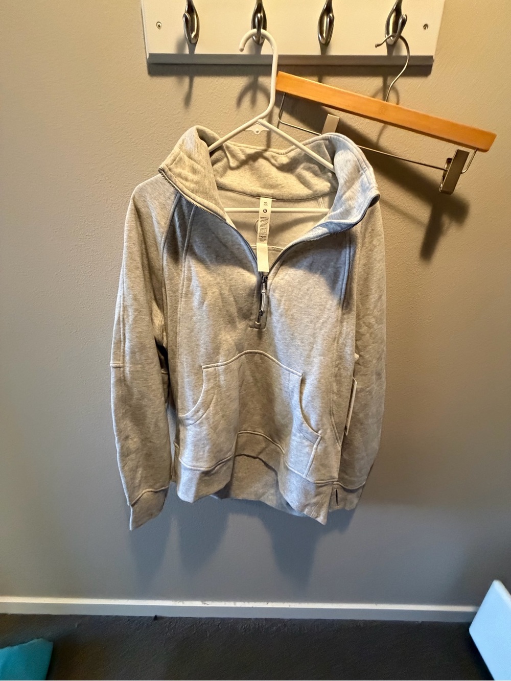 NWT lululemon athletica Light Gray funnel neck scuba long